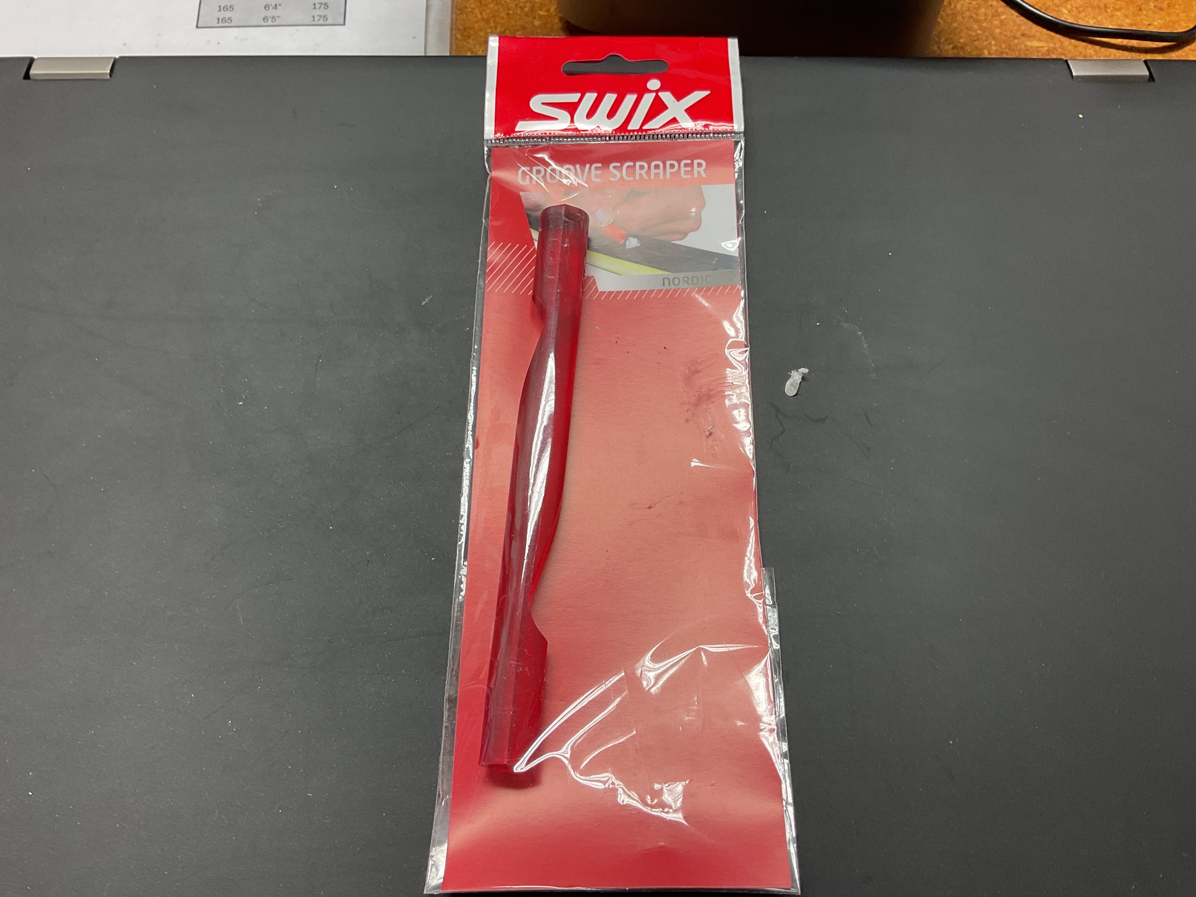 Swix T87 Racloir Polycarbonate – Rainure Et Carres, Pour Fartage Ski De Fond, Résistant